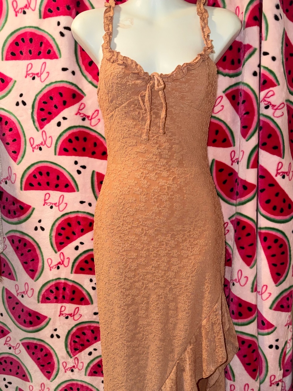🤎 Ruffle-Trim High-Low Lace Pattern Dress